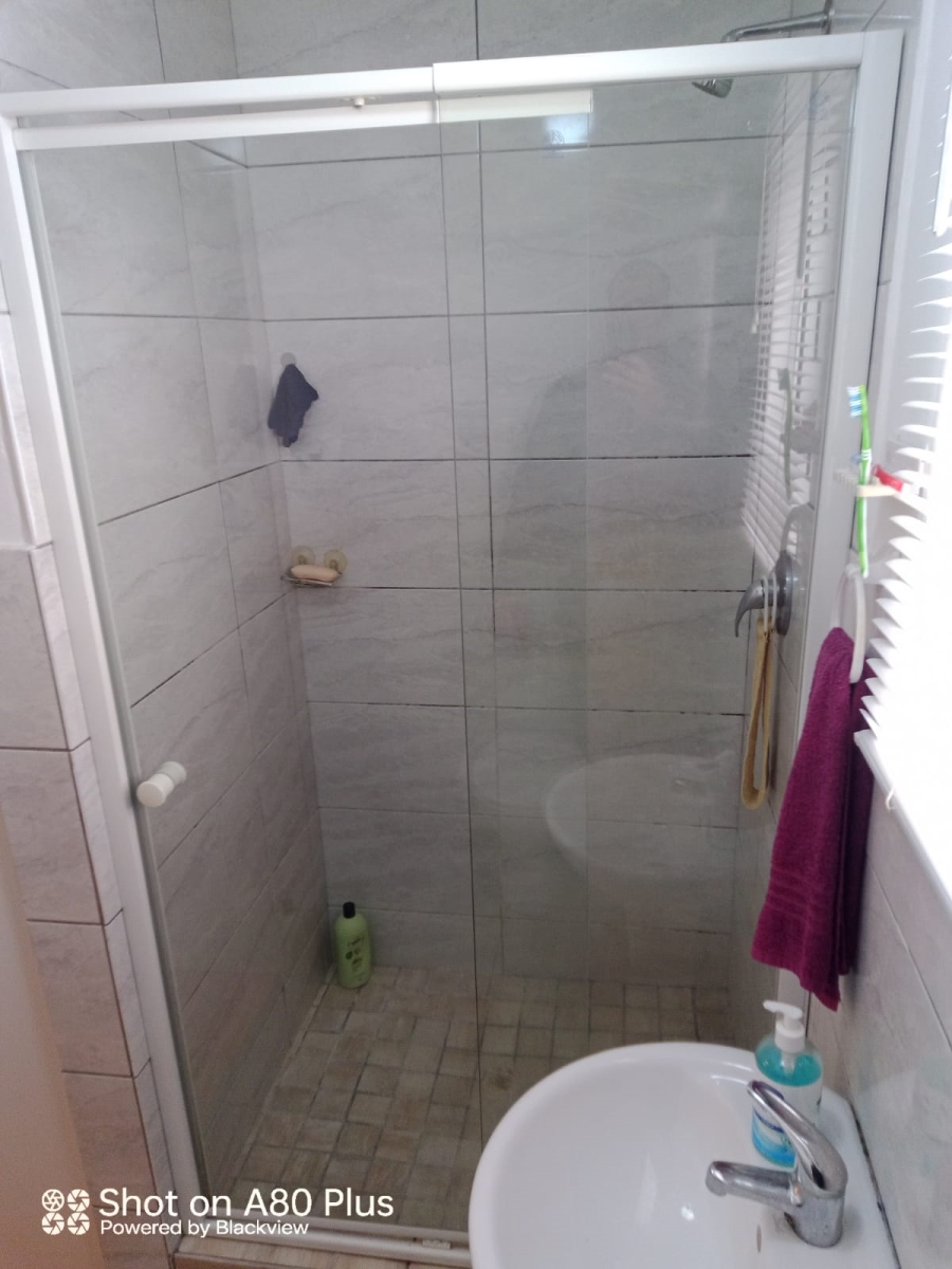 3 Bedroom Property for Sale in Stratford Green Western Cape